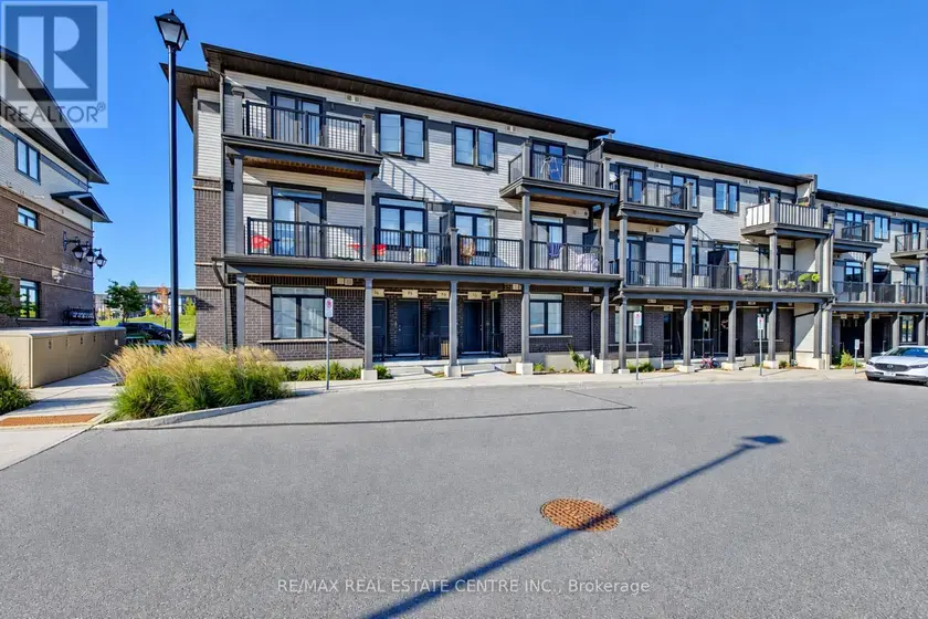 Townhouse at 37 - 74 WHEAT LANE, Kitchener