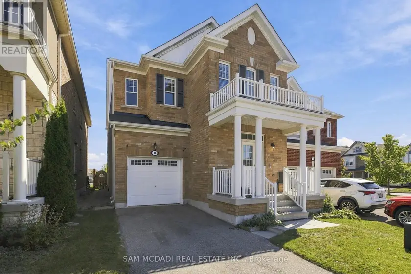 Detached at 8 CELANO DRIVE, Hamilton