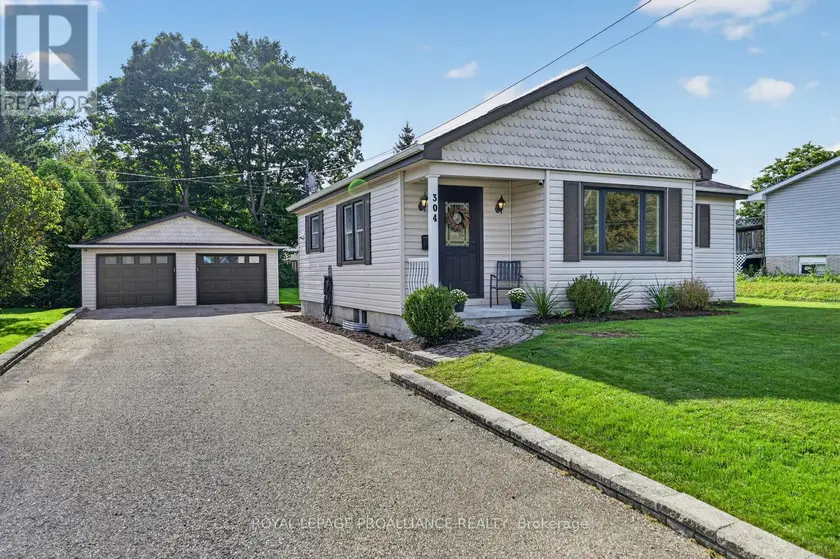Detached at 304 OXFORD AVENUE, Brockville
