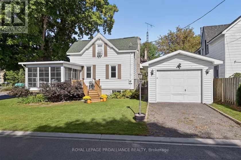 Detached at 155 HENRY STREET, Edwardsburgh/Cardinal