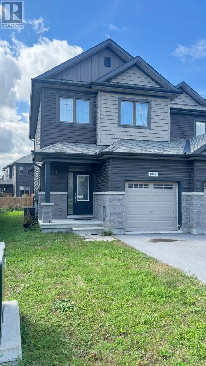 Townhouse at 1007 CEDAR CREEK DRIVE, Ottawa
