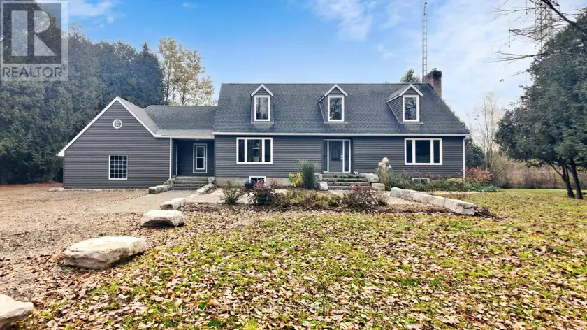 Detached at 9045 SIDEROAD 17, Erin