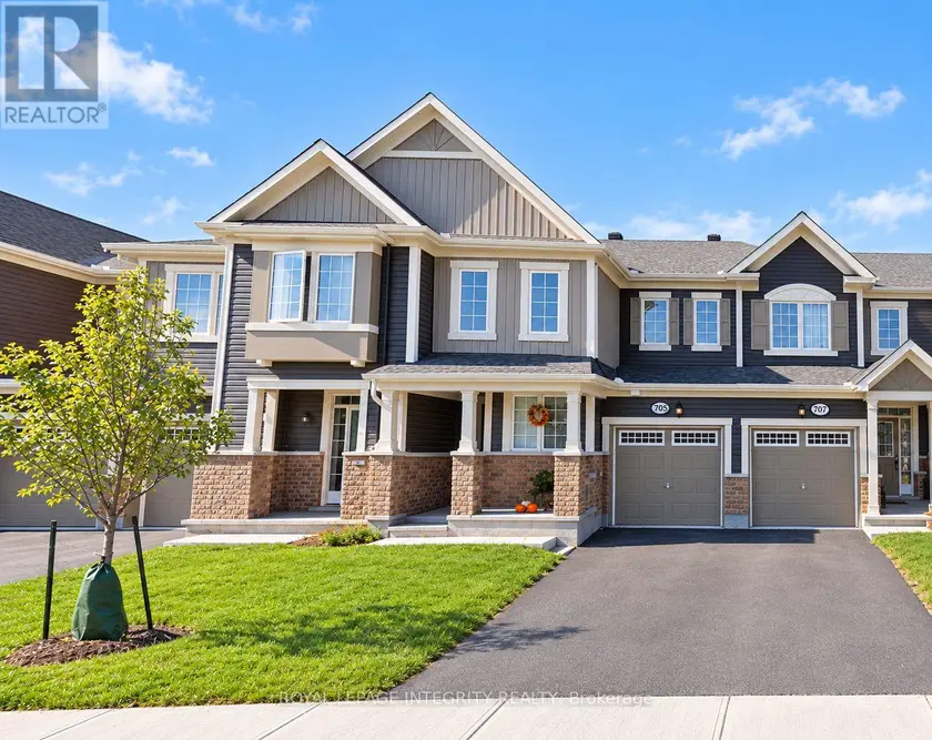 Townhouse at 705 LOGPERCH CIRCLE, Ottawa