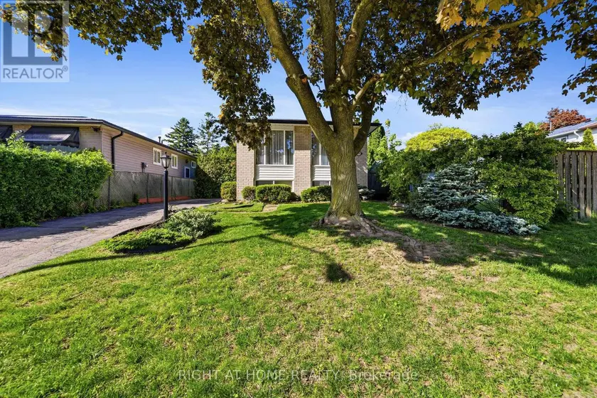 Detached at 450 BRIGADOON DRIVE, Hamilton