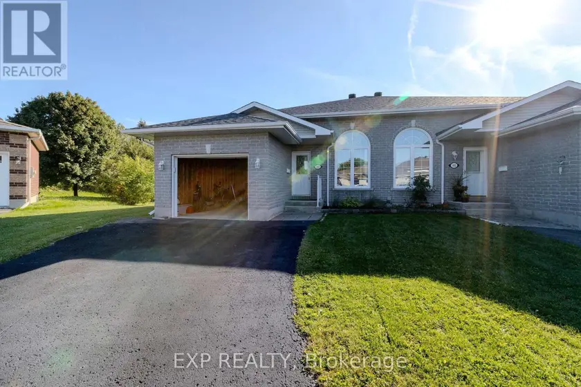 Semi-Detached/Link at 160 HERITAGE PLACE, Cornwall