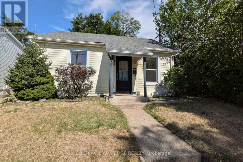 Detached at 12 NELSON STREET, Hamilton