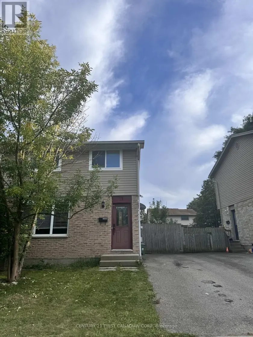 Semi-Detached/Link at 21 DENLAW ROAD, London North