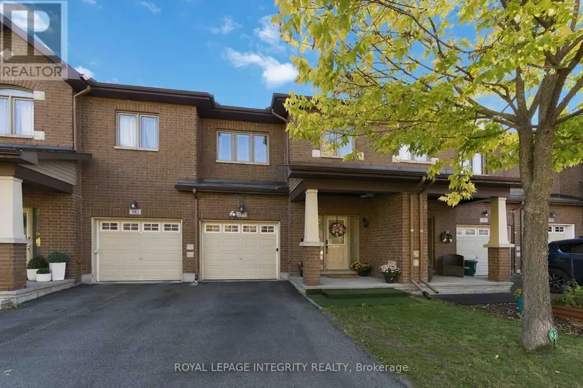 Townhouse at 385 VIA VERONA AVENUE, Ottawa
