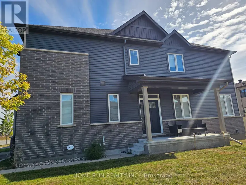 Townhouse at 231 TULLAGHAN HEIGHTS, Ottawa