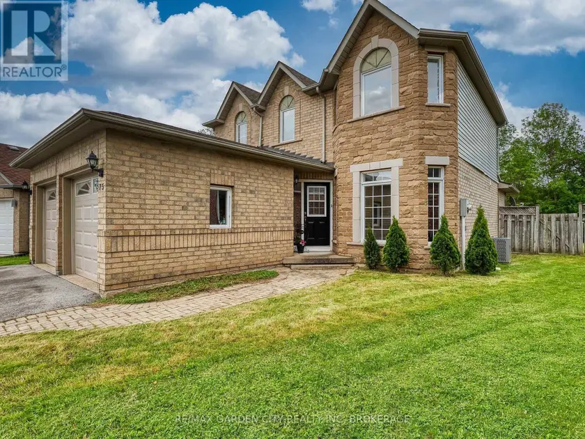 Detached at 75 JACKSON COURT E, Welland