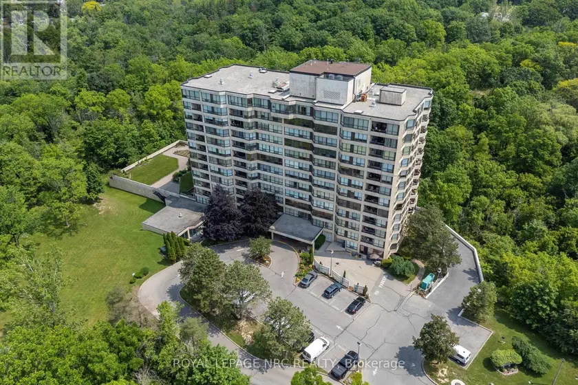 Apartment at 404 - 3 TOWERING HEIGHTS BOULEVARD, St. Catharines