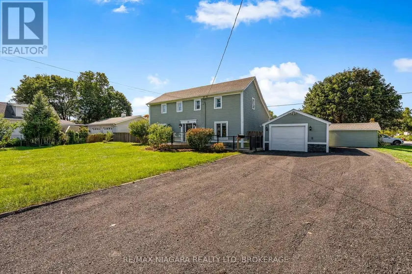 Detached at 121 KNOLL STREET, Port Colborne
