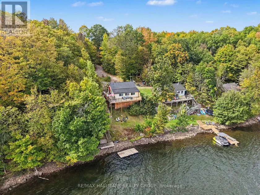 Detached at 302 EGAN LANE, Frontenac