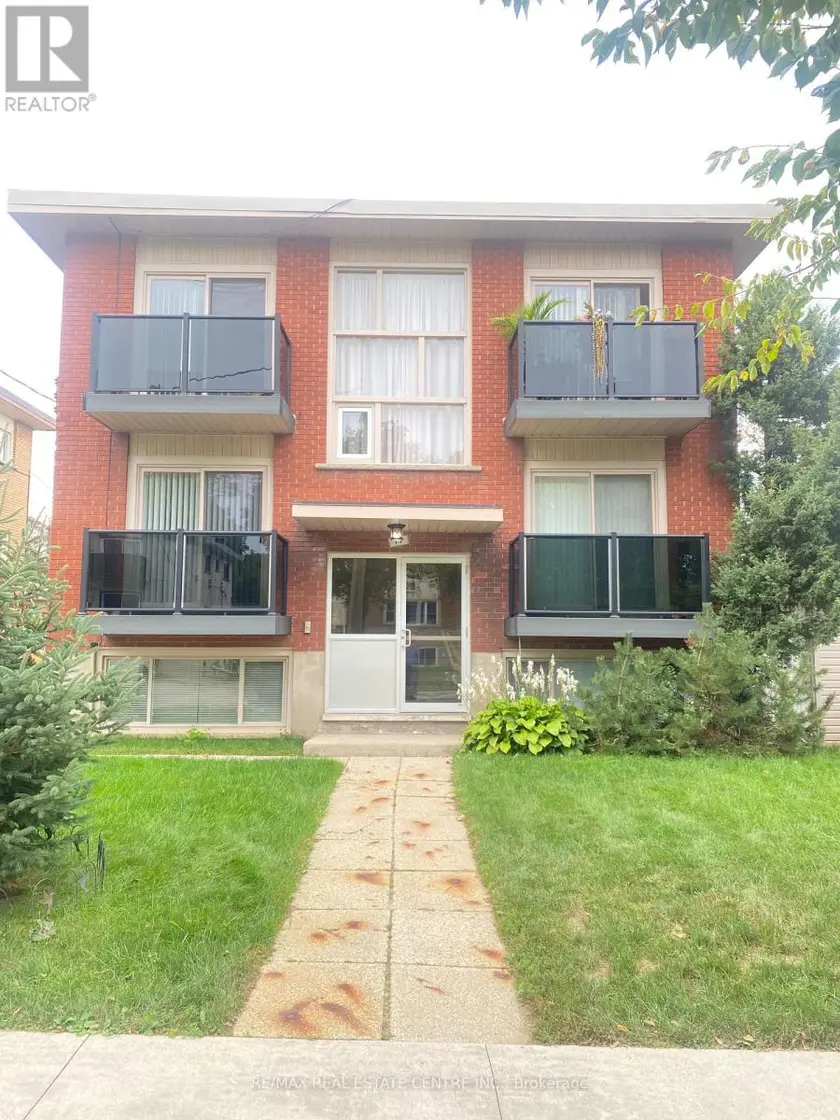 Multiplex at 3 - 11 SOUTHDALE AVENUE, Kitchener