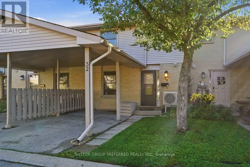 Townhouse at 32 - 1318 HIGHBURY AVENUE N, London East