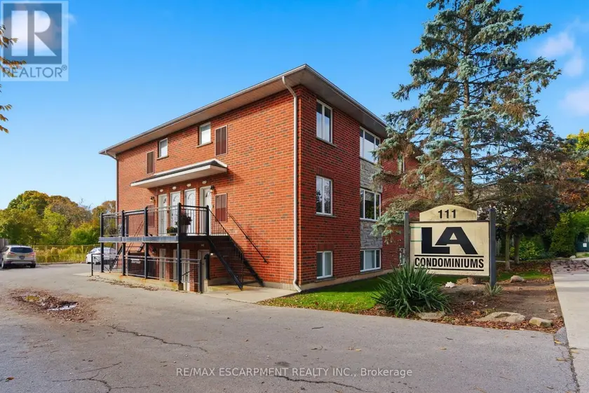 Apartment at 302 - 111 SMITS COVE, West Lincoln
