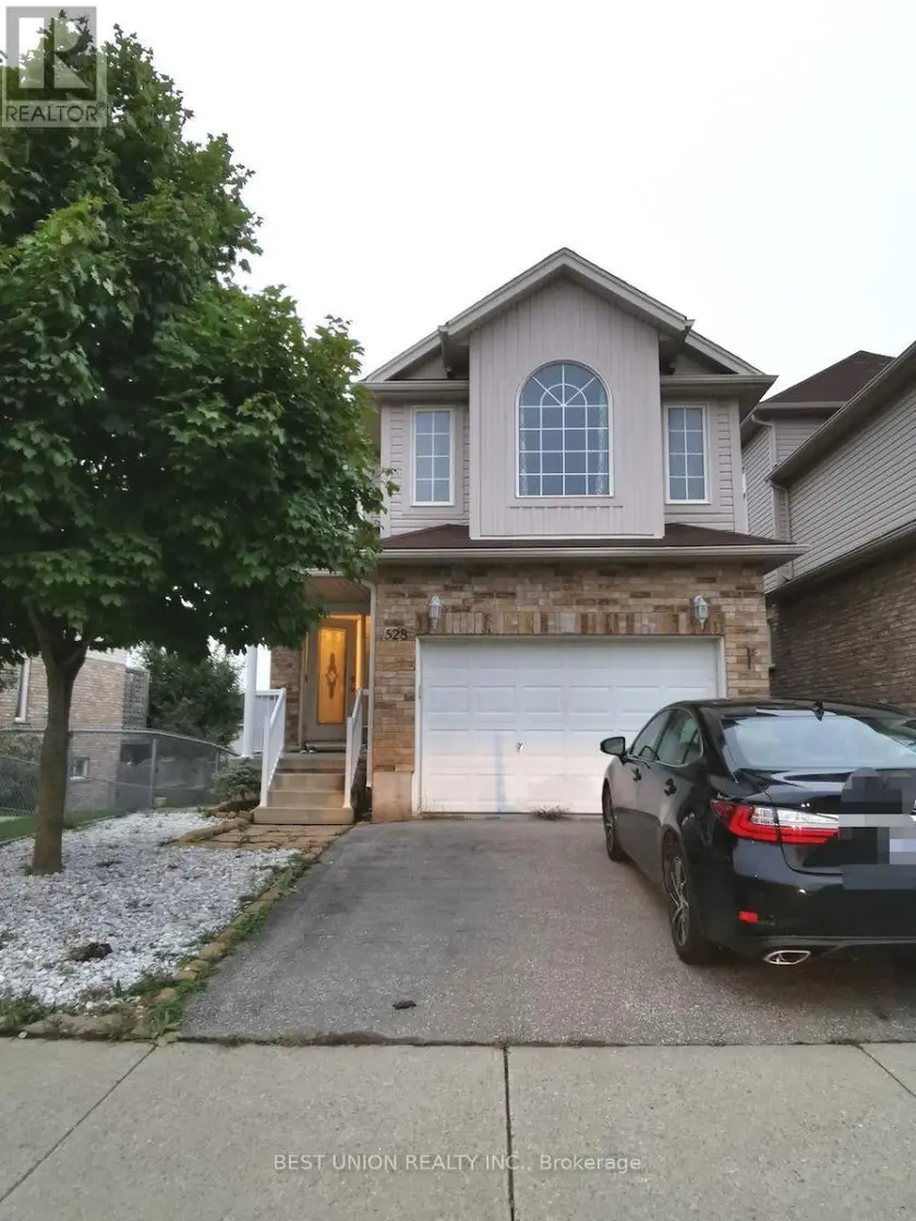 Detached at 528 ACTIVA AVENUE, Kitchener