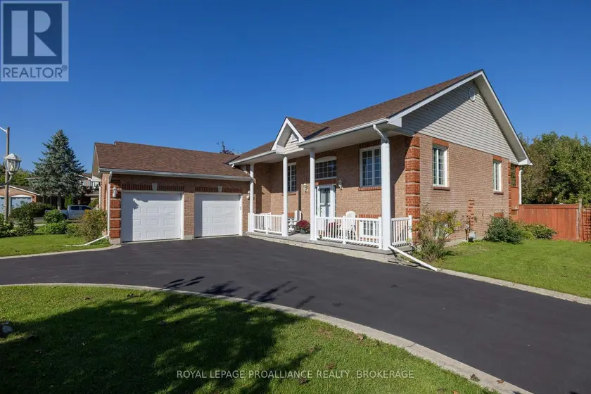 Detached at 662 MILLBROOK CRESCENT, Kingston