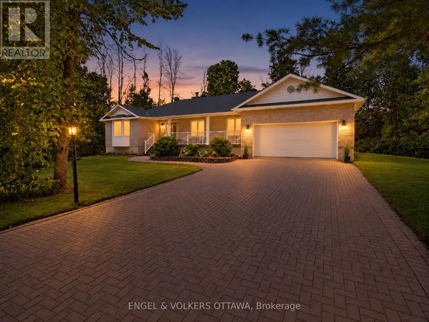 Detached at 8 BLACK WALNUT ROAD, North Grenville