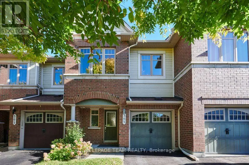 Townhouse at 303 BALINROAN CRESCENT, Ottawa