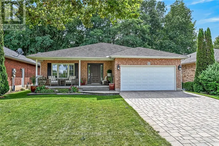 Detached at 225 DOVER AVENUE, Norfolk