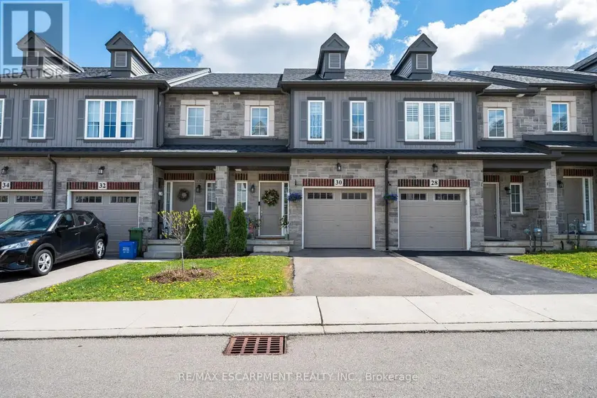 Townhouse at 30 CLELAND AVENUE, Hamilton