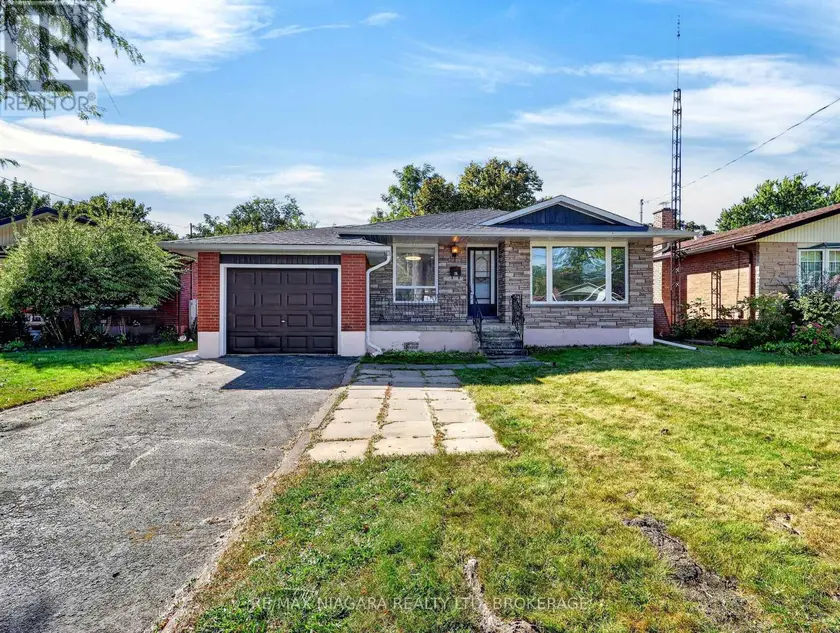Detached at 82 REGENT DRIVE, St. Catharines