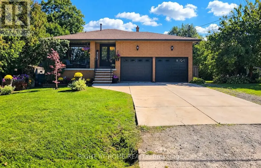 Detached at 8 HUNTER ROAD, Grimsby