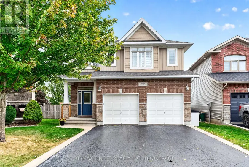 Detached at 1593 PROVIDENCE CRESCENT, Kingston