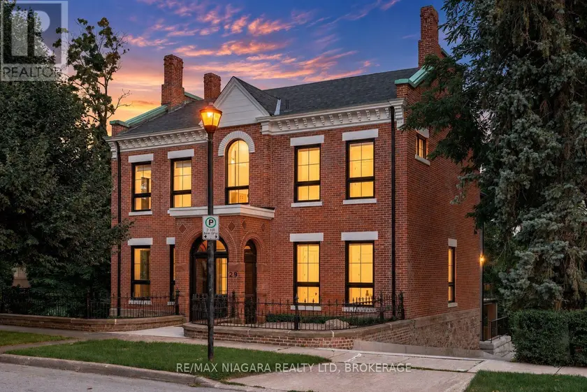 Detached at 29 YATES STREET, St. Catharines
