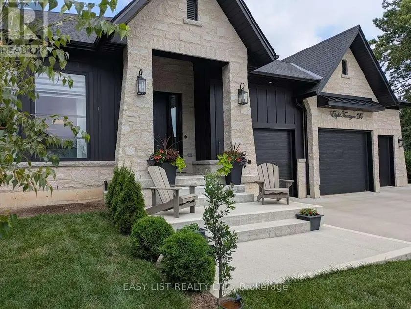 Detached at 8 TANAGER DRIVE, Tillsonburg