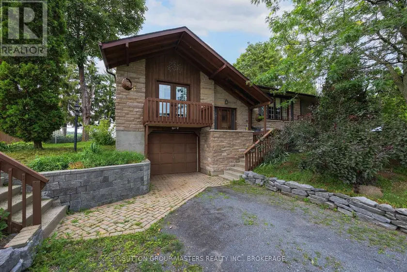 Detached at 7433 COUNTY 2 ROAD, Greater Napanee