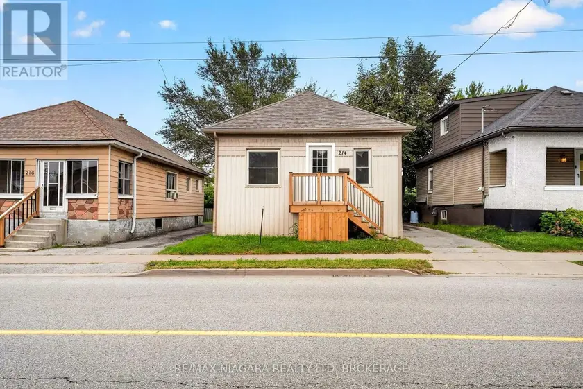 Detached at 214 NIAGARA STREET, St. Catharines