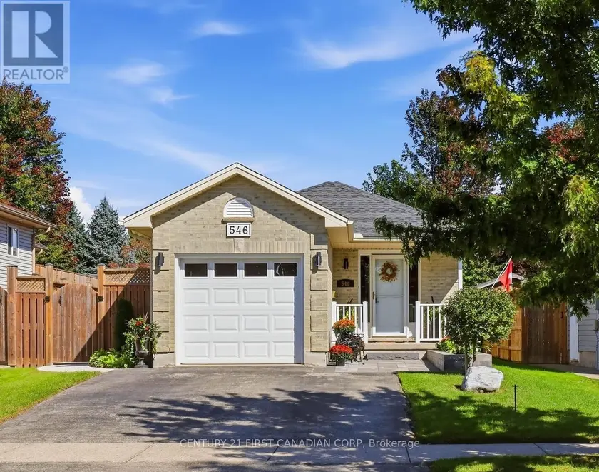 Detached at 546 TALLTREE CRESCENT, London East