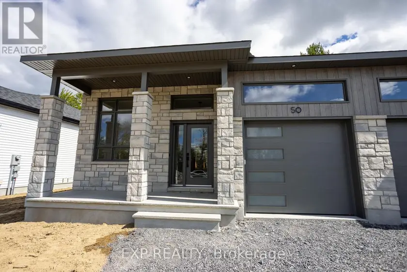 Semi-Detached/Link at 30 HUGHES CIRCLE, Casselman