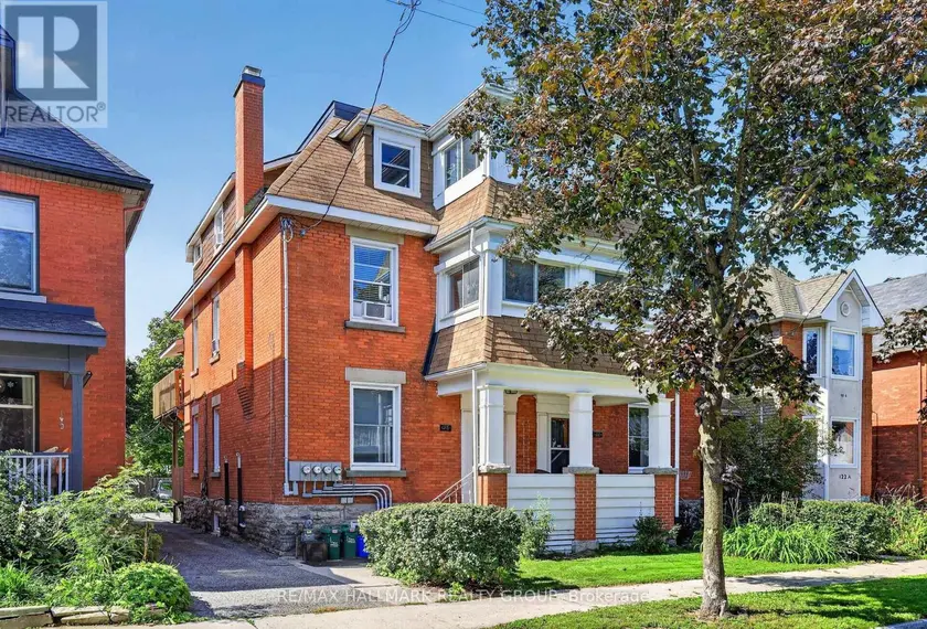 Multiplex at 124-126 IRVING AVENUE, Ottawa