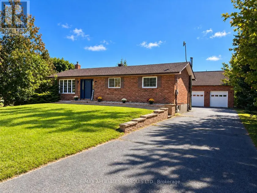 Detached at 16714 MYERS ROAD, South Stormont