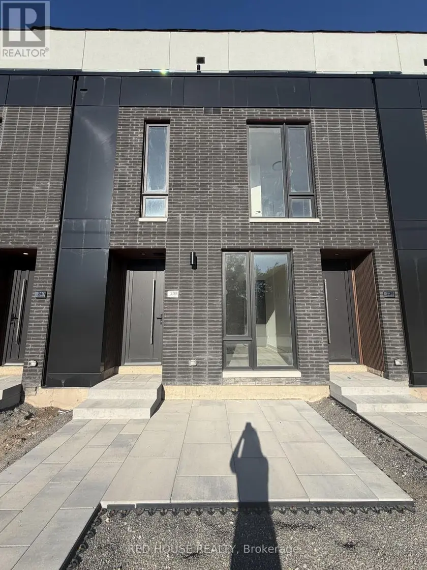 Townhouse at 238 ELLIS AVENUE, St. Catharines