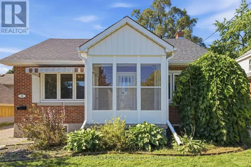 Detached at 363 LAWRENCE AVENUE, Kitchener