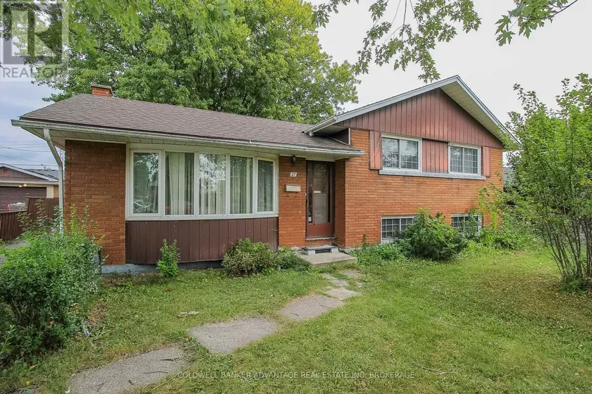 Detached at 27 HUGHES AVENUE, Welland