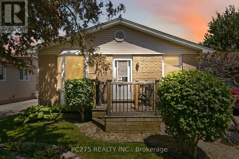 Detached at 82 MURIEL CRESCENT, London South