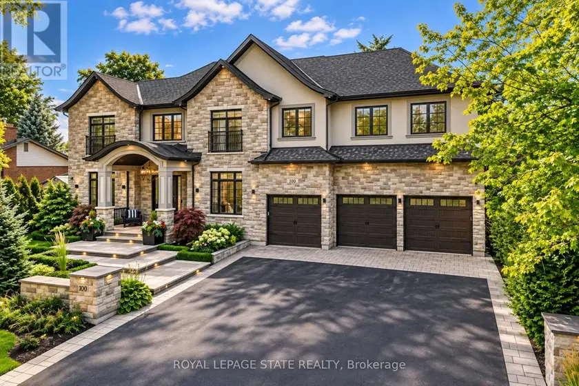 Detached at 100 SENECA DRIVE, Hamilton
