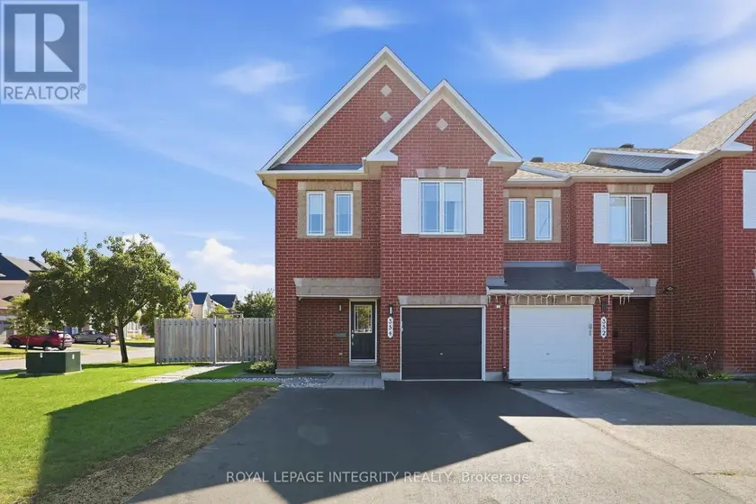 Townhouse at 354 SELENE WAY, Ottawa