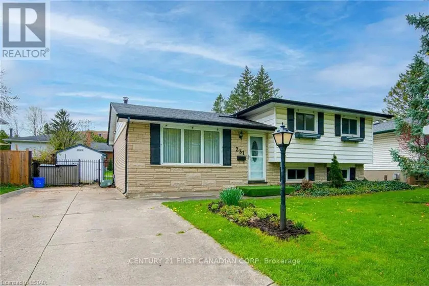 Detached at BASEMENT - 231 BASELINE ROAD W, London South