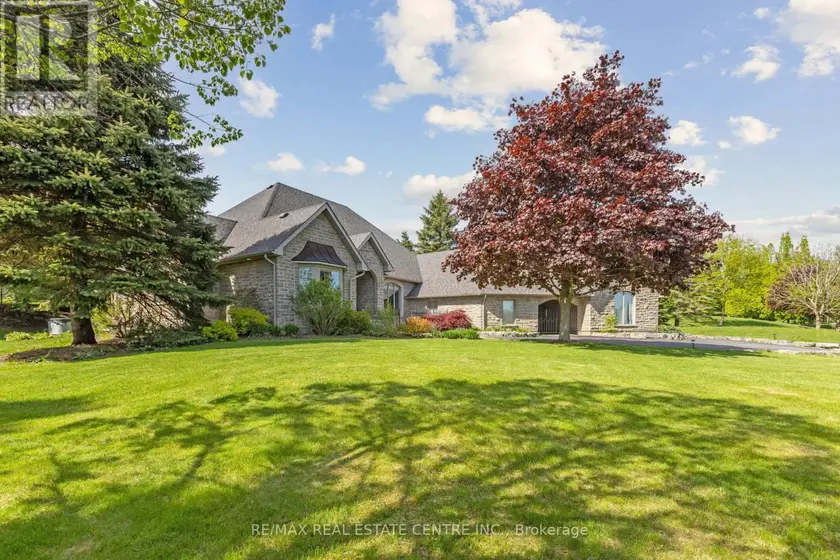 Detached at 6 FOX RUN ROAD, Puslinch