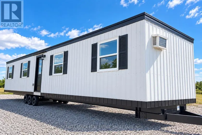 Detached at 41065 FERGUSON LINE, St. Thomas