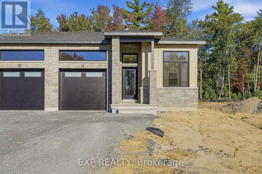 Semi-Detached/Link at 14 HUGHES CIRCLE, Casselman