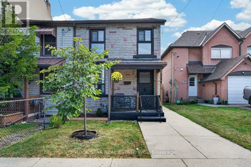 Semi-Detached/Link at 244 EMERALD STREET N, Hamilton