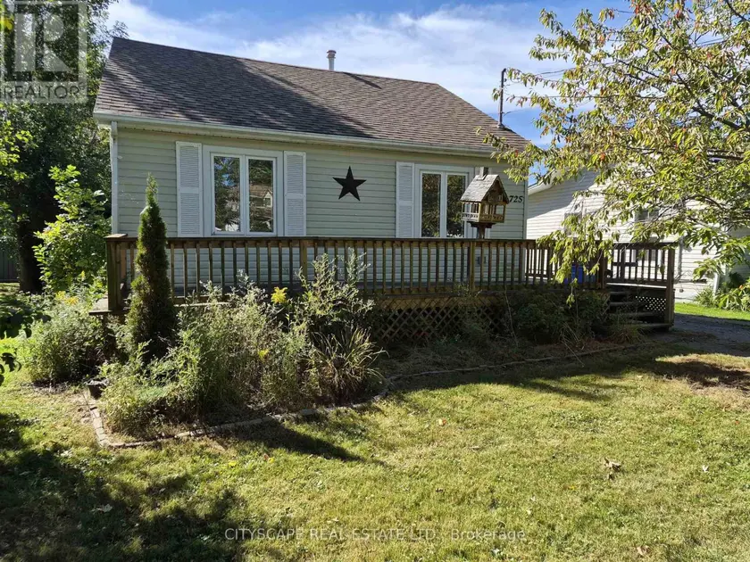 Detached at 725 DOMINION ROAD, Fort Erie