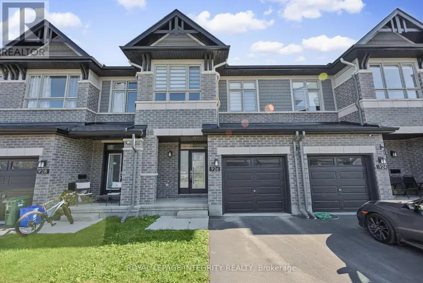 Townhouse at 926 OMAGAKI WAY, Ottawa
